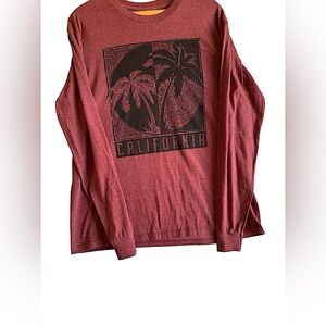 URBAN PIPELINE MEN’S LONG SLEEVE GRAPHIC T SHIRT SZ L